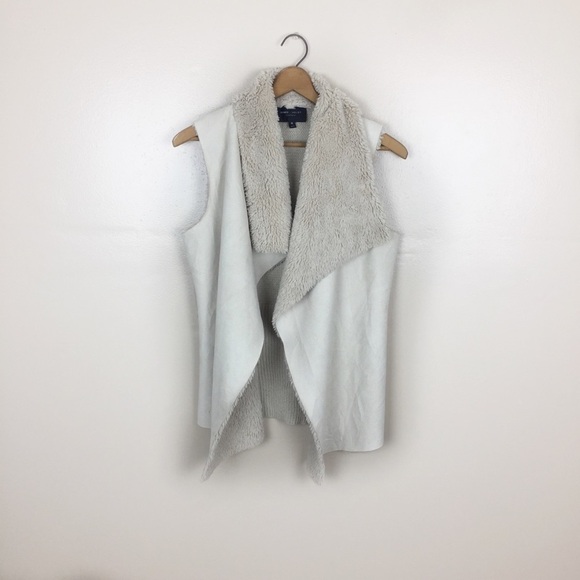 [Romeo & Juliet Couture] Medium Neutral Ivory Faux Fur and Suede Vest - Picture 1 of 8